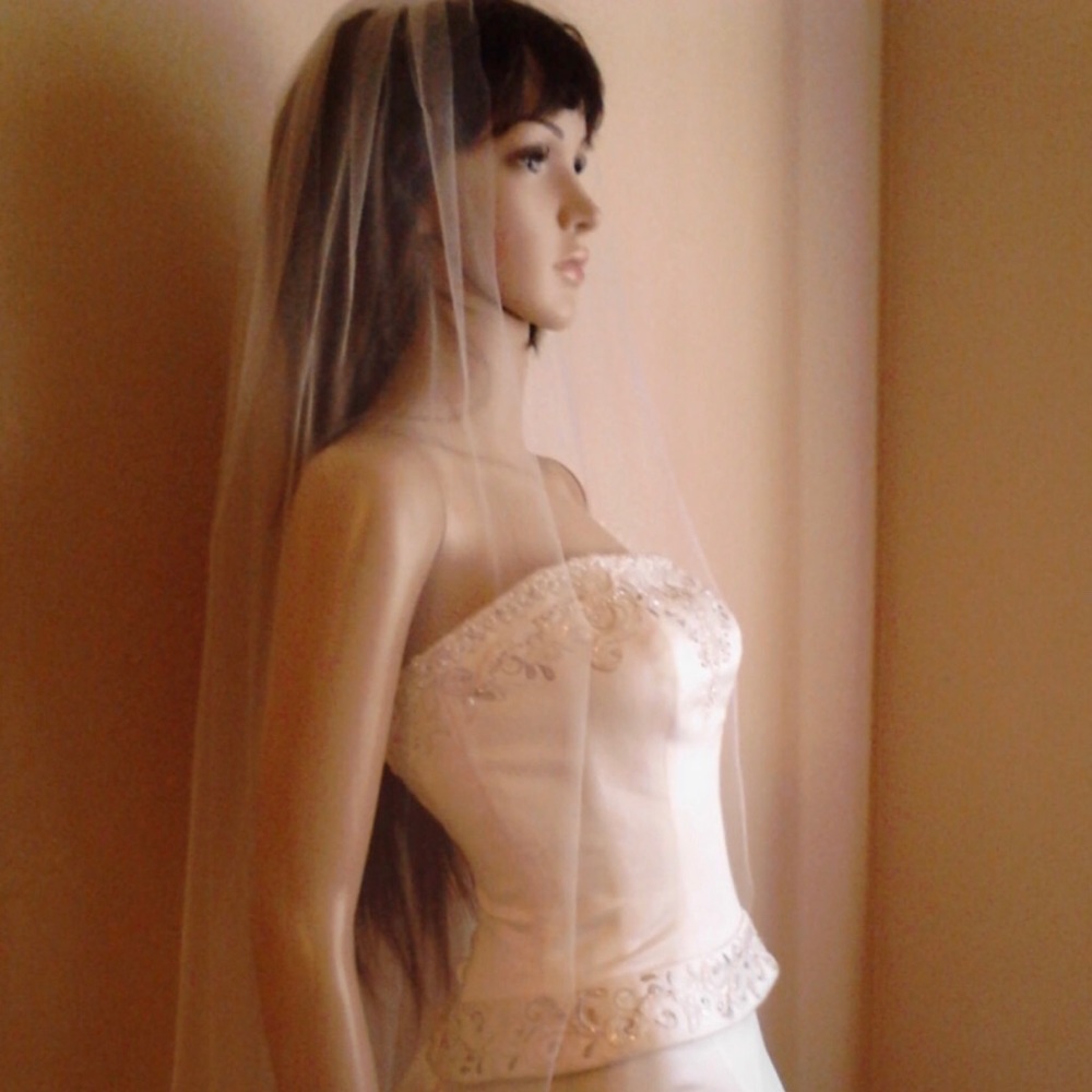 Sheer veil